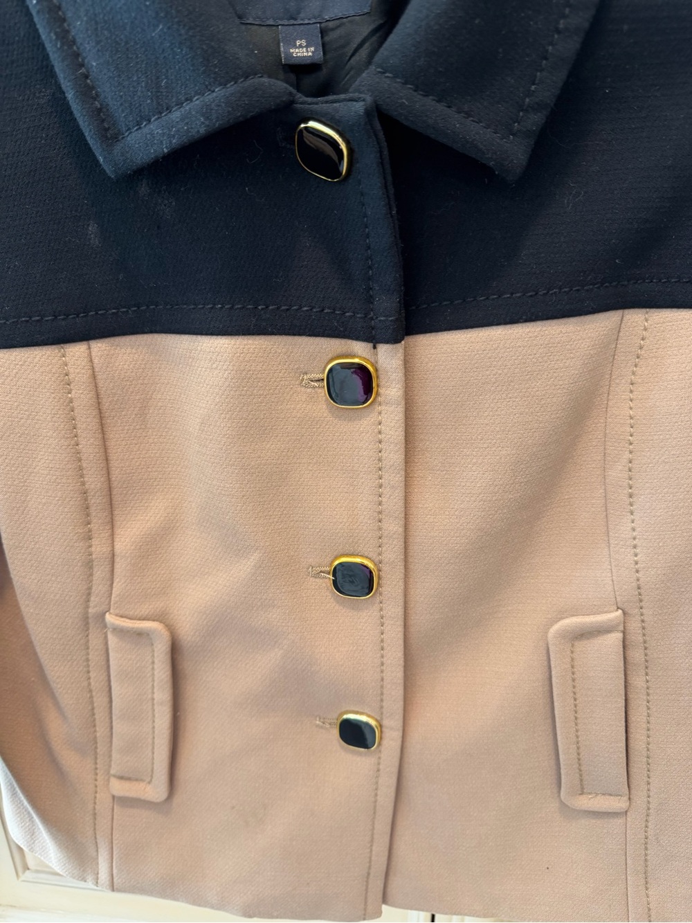 Banana Republic Black and Camel Colorblock Cropped Blazer - Picture 2 of 3